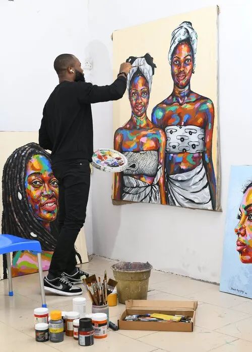 Artist showcasing talent